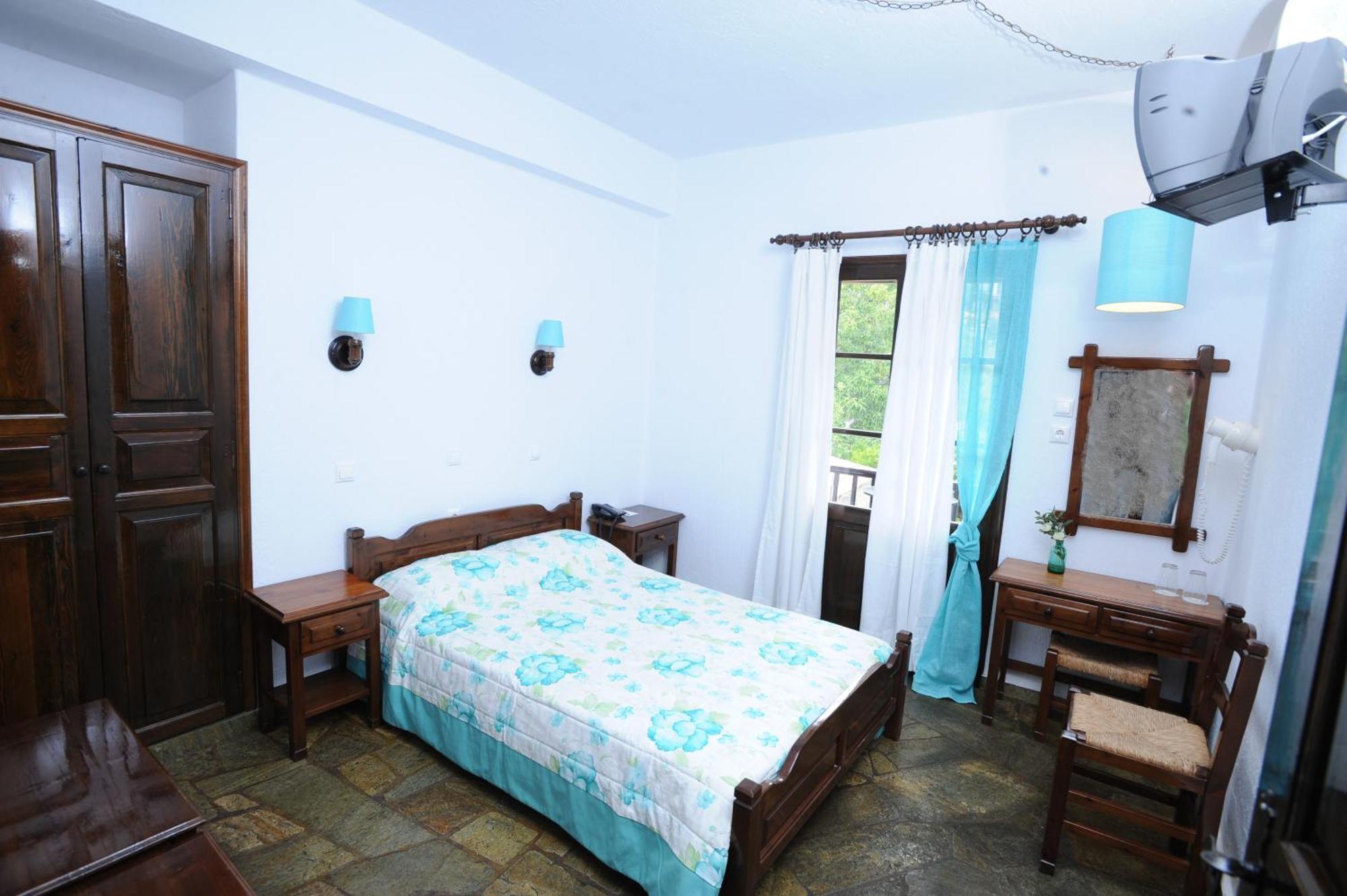 Elli Hotel Skopelos Town Bagian luar foto
