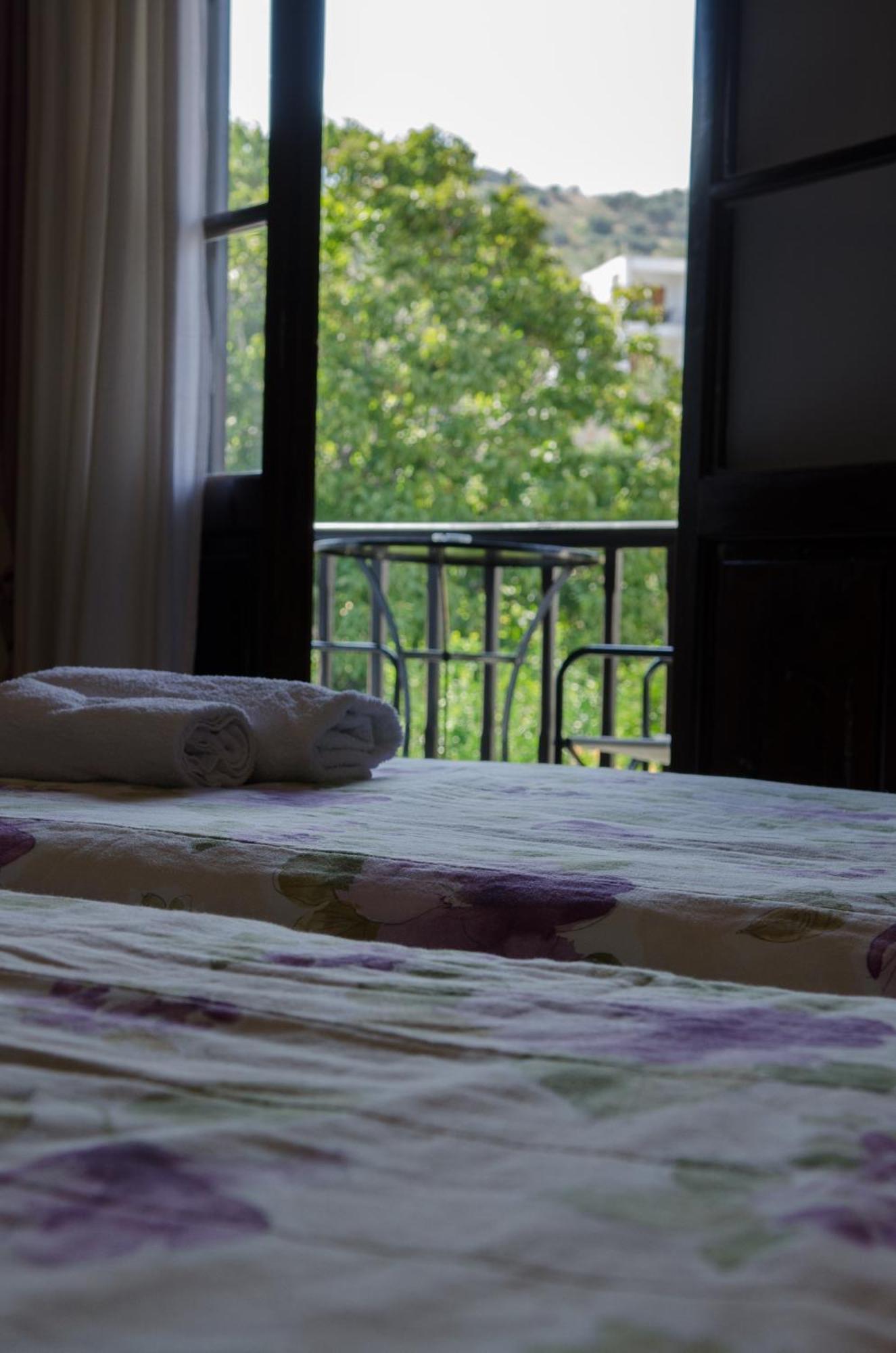 Elli Hotel Skopelos Town Bagian luar foto