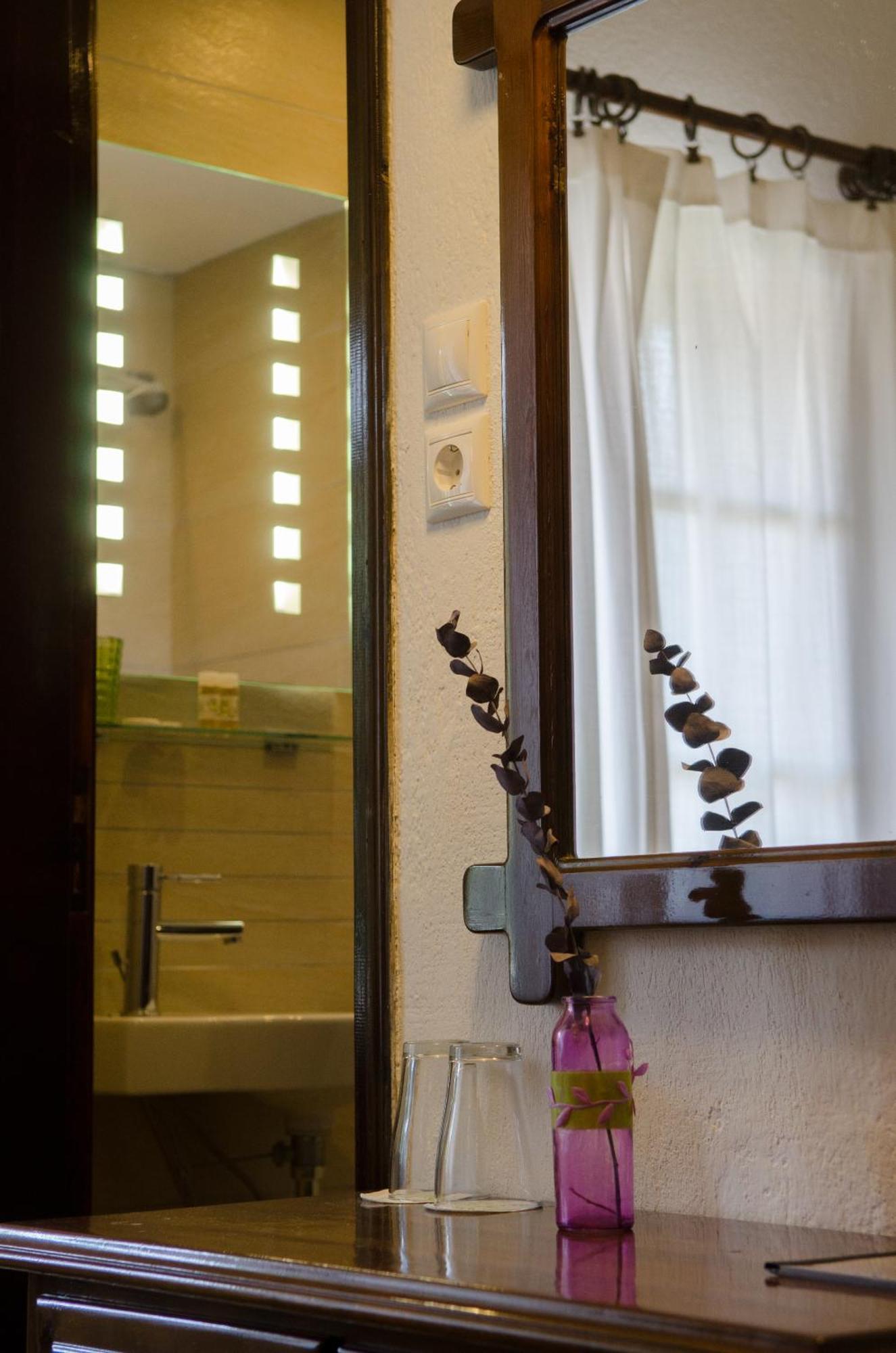 Elli Hotel Skopelos Town Bagian luar foto