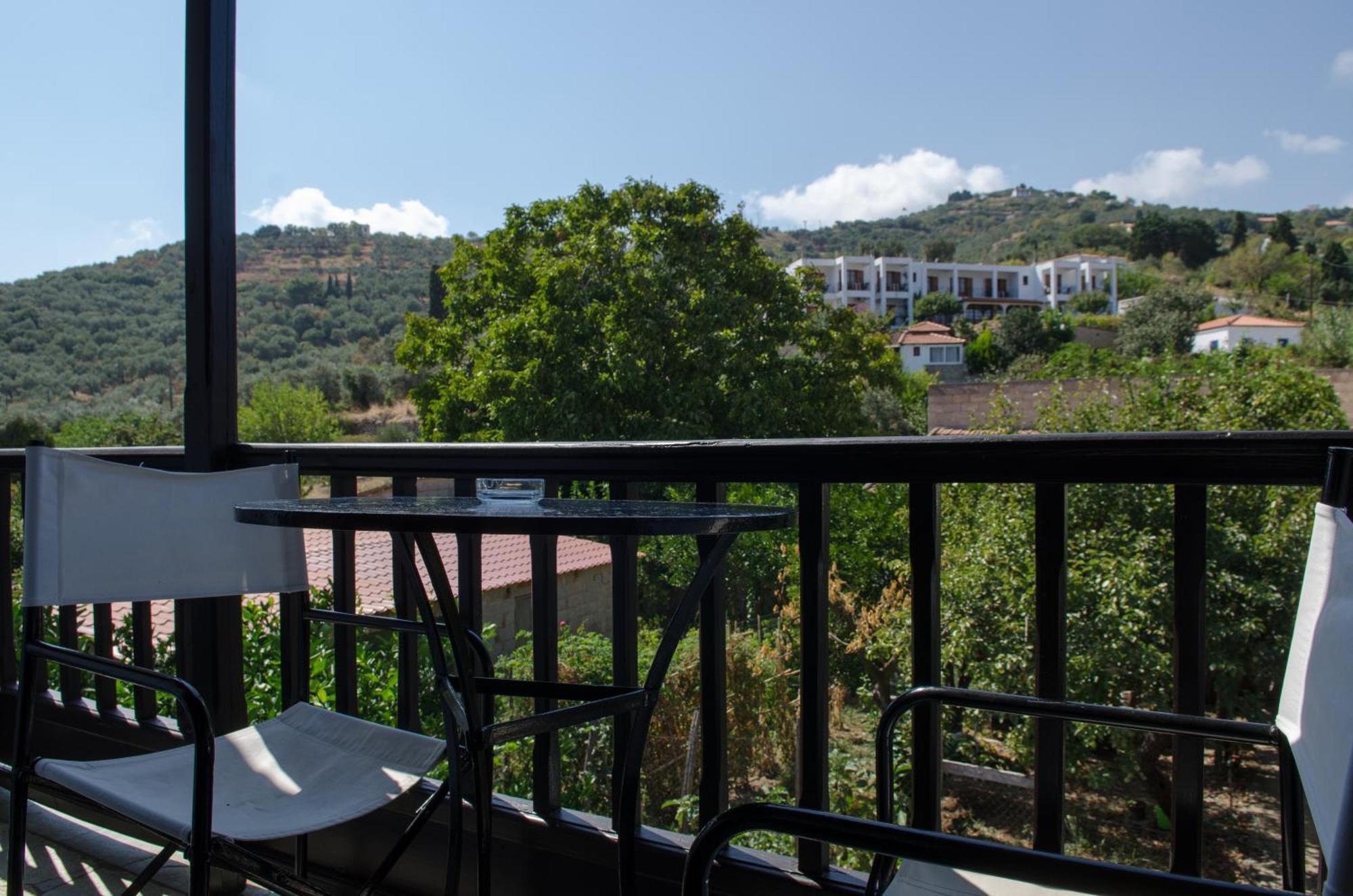 Elli Hotel Skopelos Town Bagian luar foto
